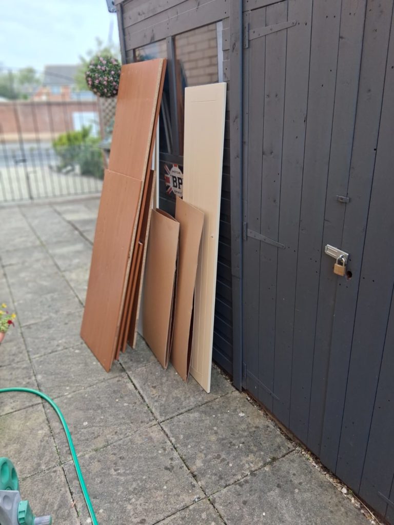 Professional house cleaning service after clearance